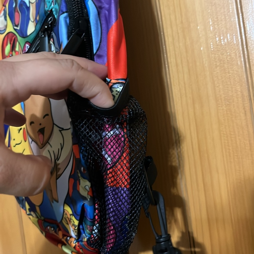 Pokémon Crossbody/Sling Bag - Picture 3 of 5